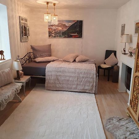 Ferienwohnung Tiroler Auszeit & Whirlpool Höfen 外观 照片
