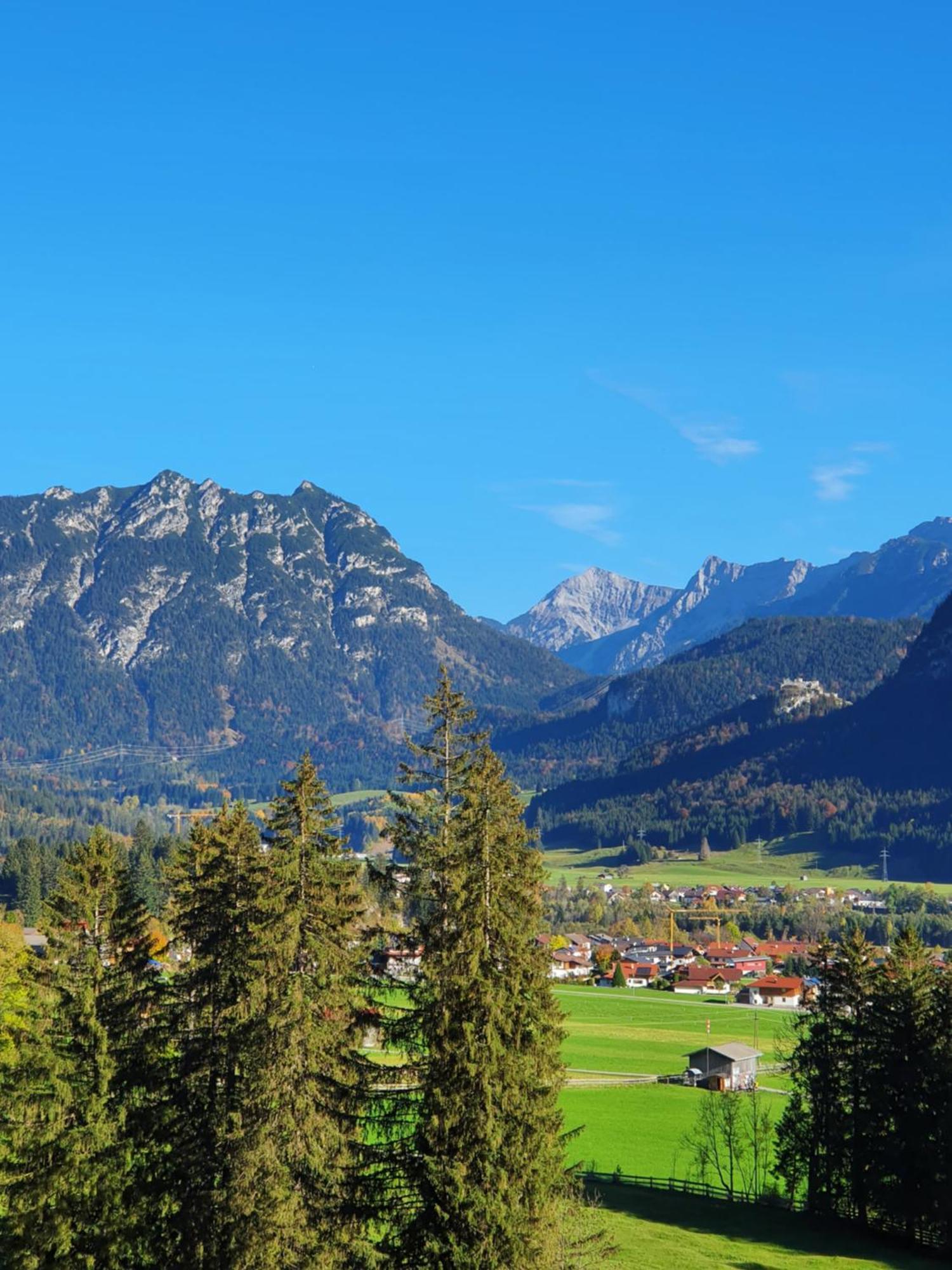Ferienwohnung Tiroler Auszeit & Whirlpool Höfen 外观 照片